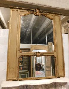 specc119 lacquered fireplace mirror, dimensions: height 185 cm x width 147 cm.